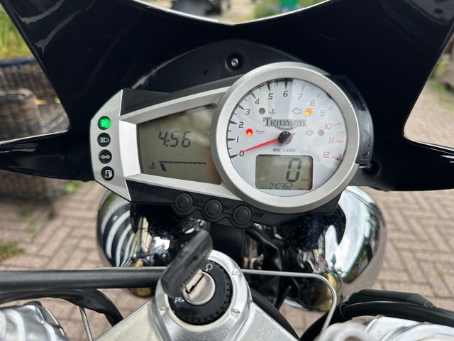 triumph - speed-triple-1050