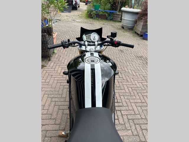 triumph - speed-triple-1050