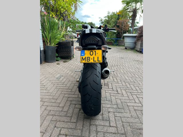 triumph - speed-triple-1050