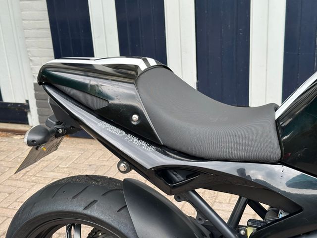 triumph - speed-triple-1050
