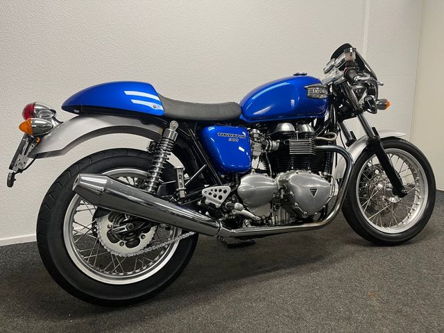 triumph - thruxton-900