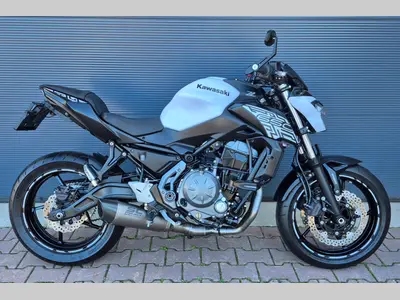 KAWASAKI Z650 – foto 2