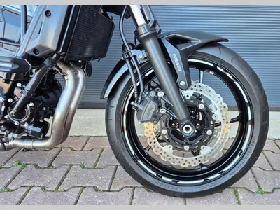 KAWASAKI Z650 – foto 4