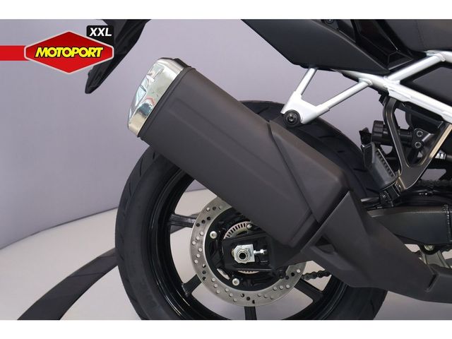 suzuki - v-strom-800