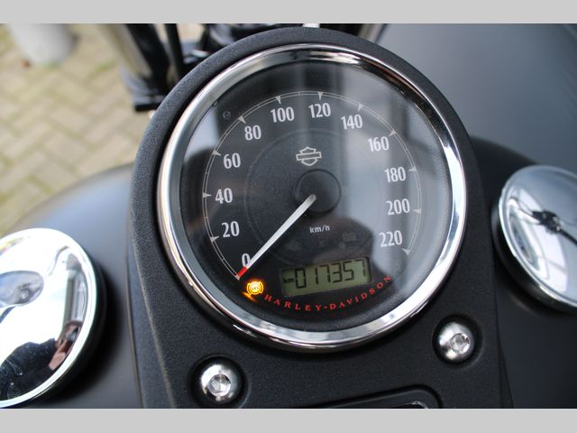 harley-davidson - street-bob-fxdb