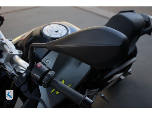 bmw - f-900-r