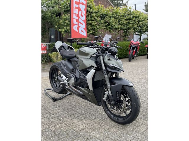 ducati - streetfighter-v2