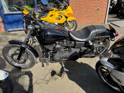 HARLEY-DAVIDSON SUPER GLIDE T-SPORT FXDXT DYNA – foto 2