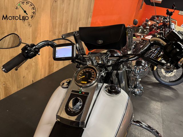 harley-davidson - heritage-softail-classic-flstc