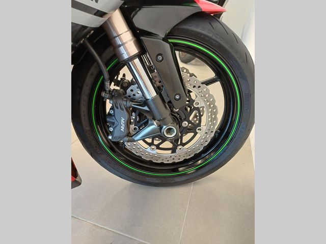 kawasaki - zx-6r-ninja