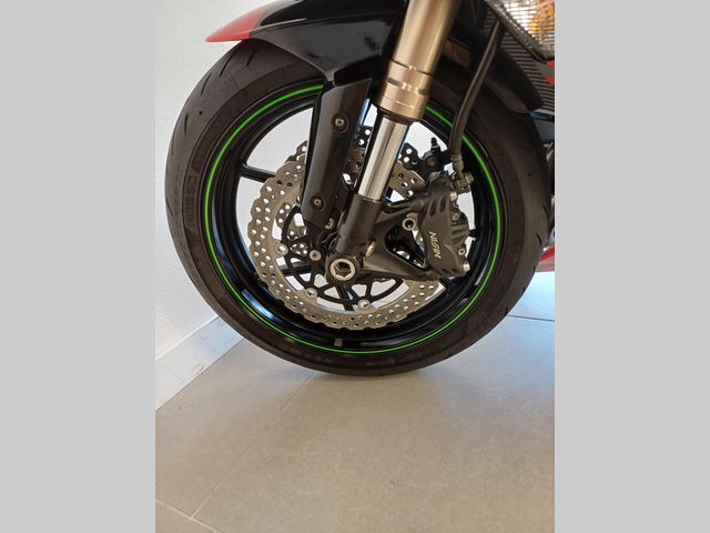 kawasaki - zx-6r-ninja