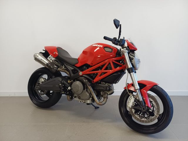 ducati - monster-696