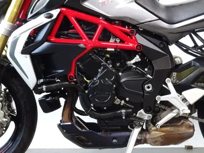 MV AGUSTA BRUTALE 800 RR – foto 4