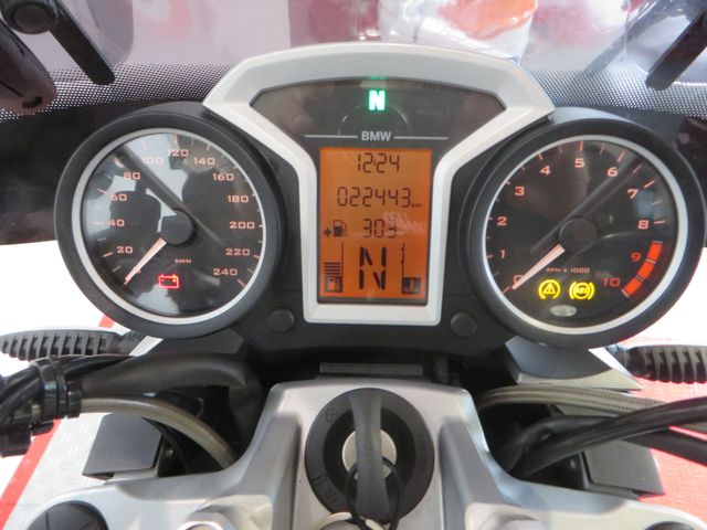 bmw - r-1200-r-abs