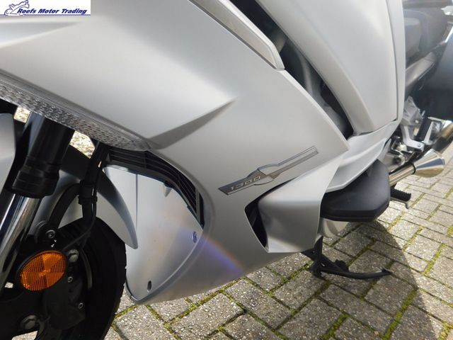 yamaha - fjr-1300-ae