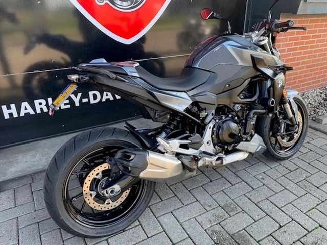 bmw - f-900-r