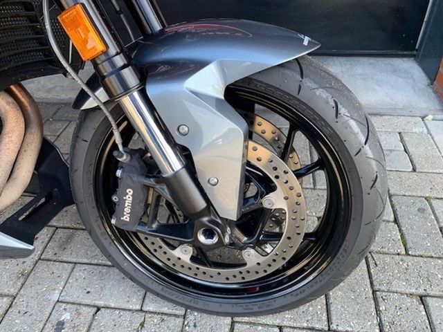 bmw - f-900-r