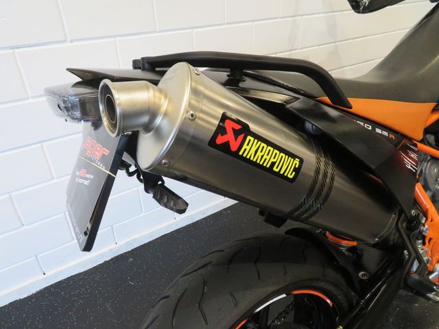 ktm - 950-supermoto-r