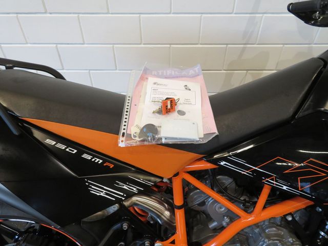 ktm - 950-supermoto-r