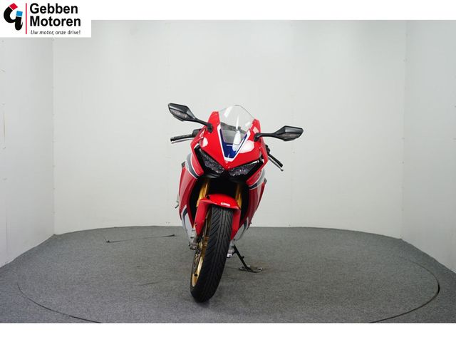 honda - cbr-1000-rr-fireblade-sp