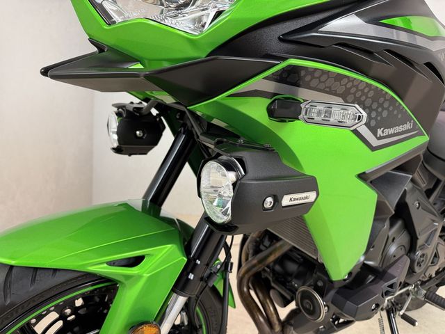 kawasaki - versys-650-grand-tourer
