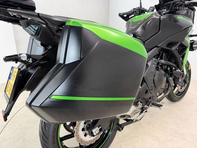kawasaki - versys-650-grand-tourer