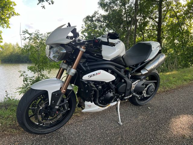 triumph - speed-triple
