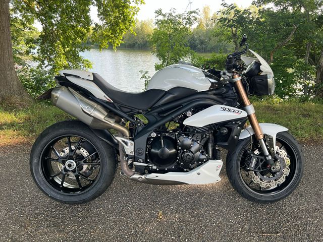 triumph - speed-triple