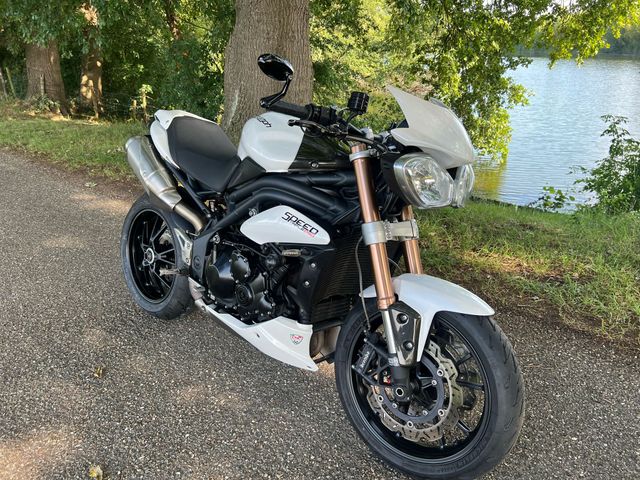 triumph - speed-triple