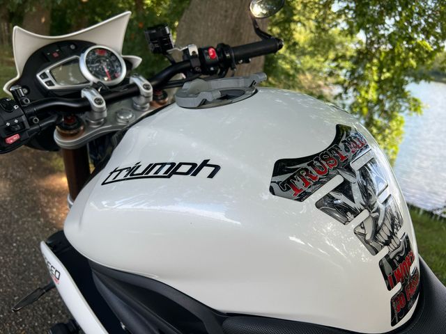 triumph - speed-triple