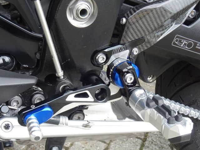 bmw - s-1000-xr