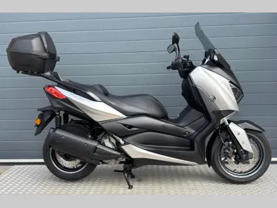 YAMAHA X MAX 300 ABS – foto 2