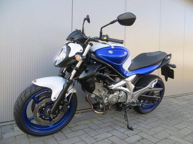 suzuki - gladius-abs