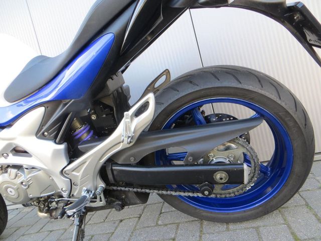 suzuki - gladius-abs