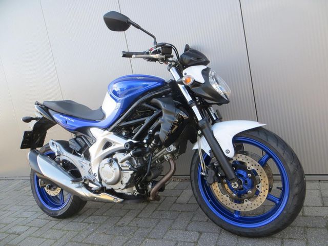 suzuki - gladius-abs