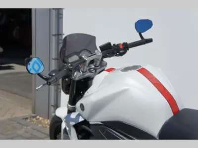 YAMAHA FZ 1 FAZER – foto 2