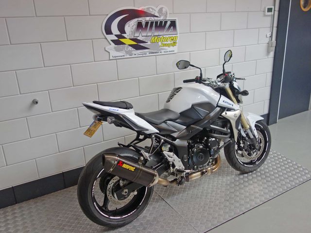 suzuki - gsr-750