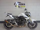 SUZUKI GSR 750