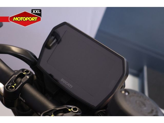 ducati - hypermotard-v2