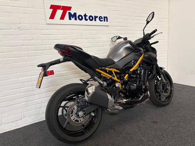 kawasaki - z900