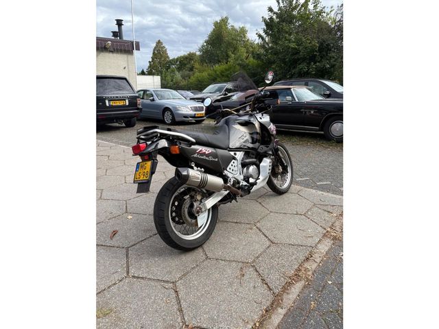 honda - xrv-750-africa-twin