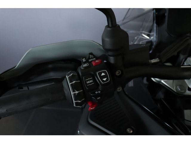 bmw - r-1300-gs-adventure