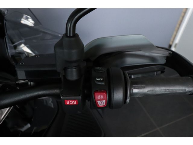 bmw - r-1300-gs-adventure