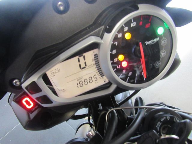 triumph - speed-triple