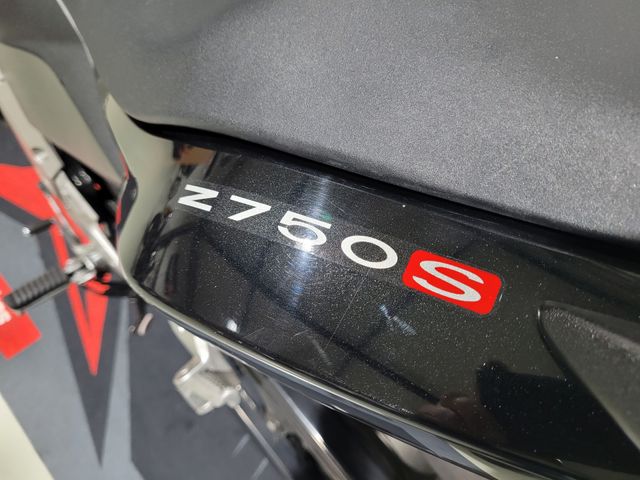 kawasaki - z-750