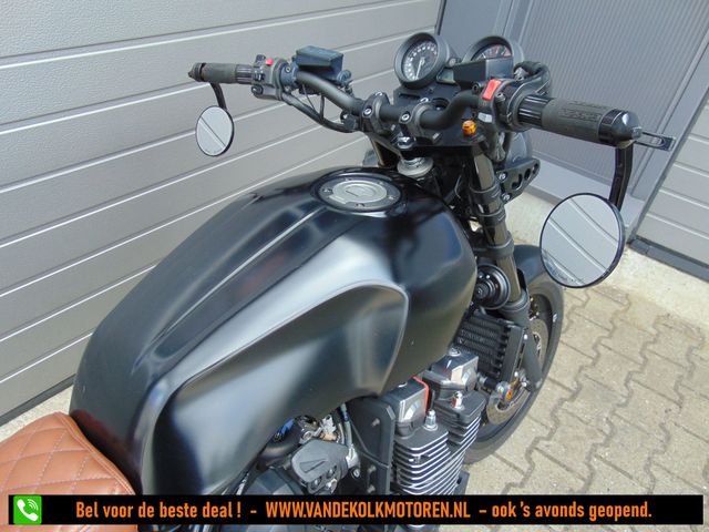 yamaha - xjr-1300-racer