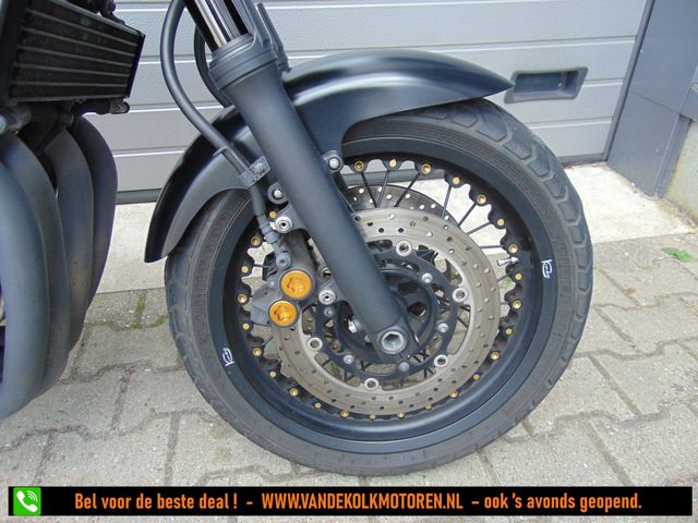 yamaha - xjr-1300-racer