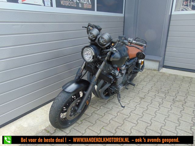 yamaha - xjr-1300-racer