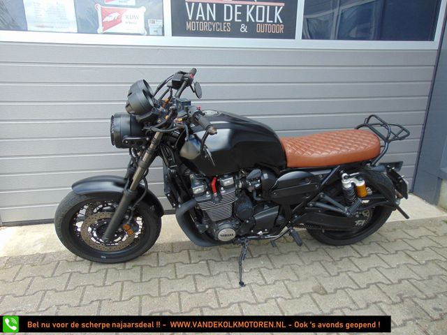 yamaha - xjr-1300-racer