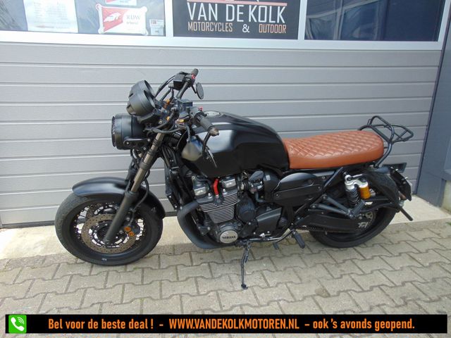 yamaha - xjr-1300-racer